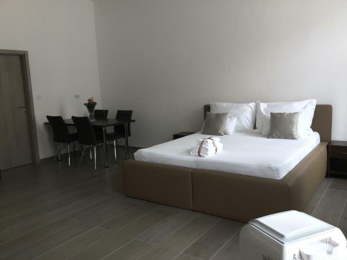 Euro Apartments Lidicka 39 برنو المظهر الخارجي الصورة